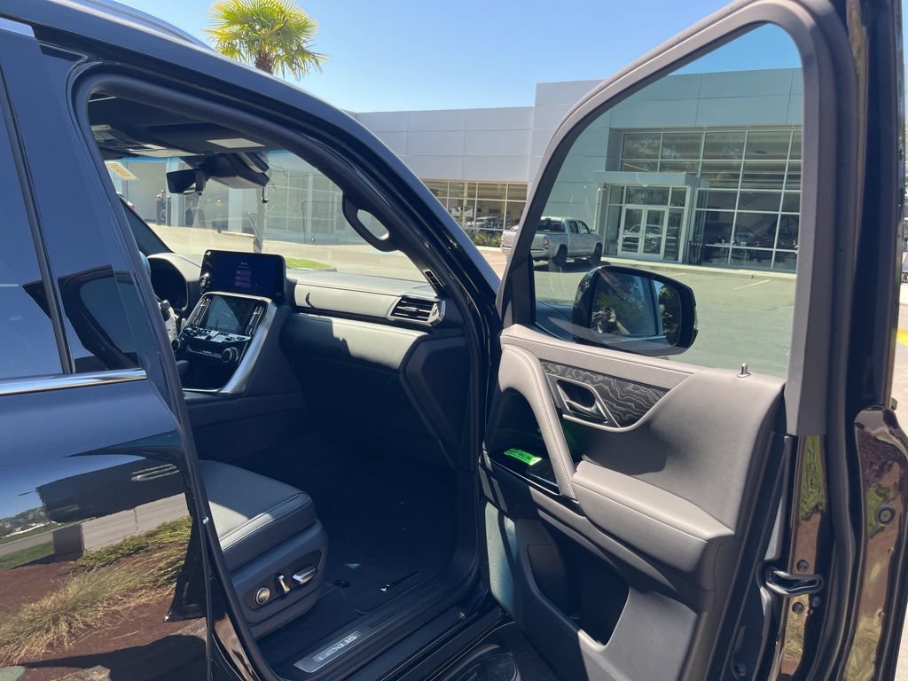 New 2026 Lexus LX 700h Luxury w/ Accessory Package (Z1) AWD/4WD image 19