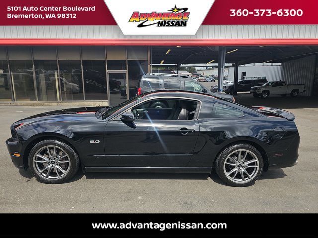 Used 2013 Ford Mustang GT Premium w/ GT Track Pkg RWD image 2