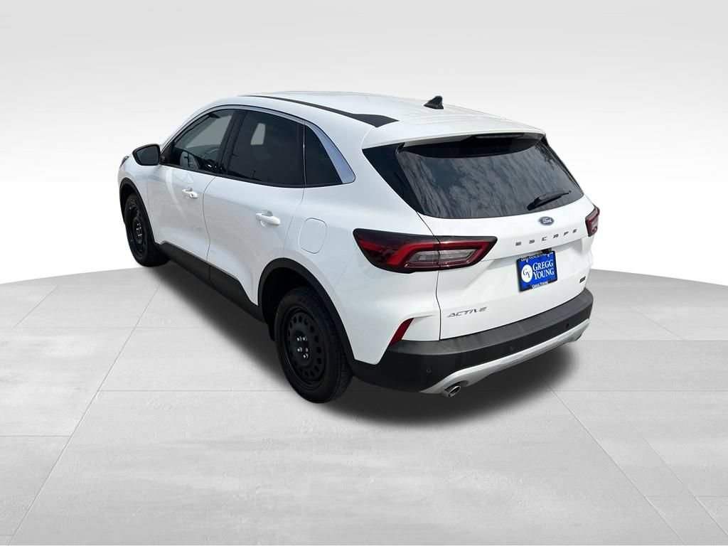 Used 2023 Ford Escape Active w/ Tech Pack #1 FWD image 4