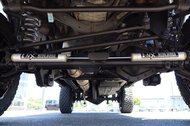 Used 2023 Ford F350 Limited w/ FX4 Off-Road Package AWD/4WD image 12