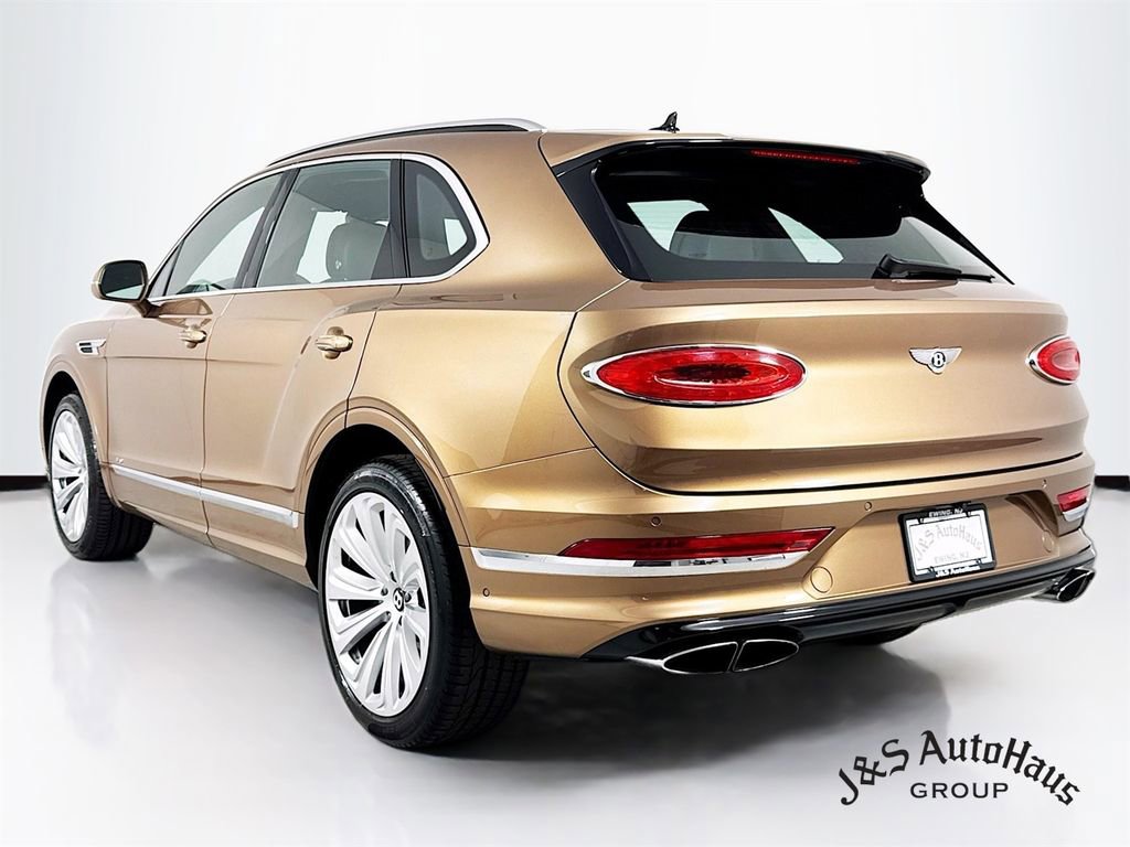 Used 2021 Bentley Bentayga AWD/4WD image 5