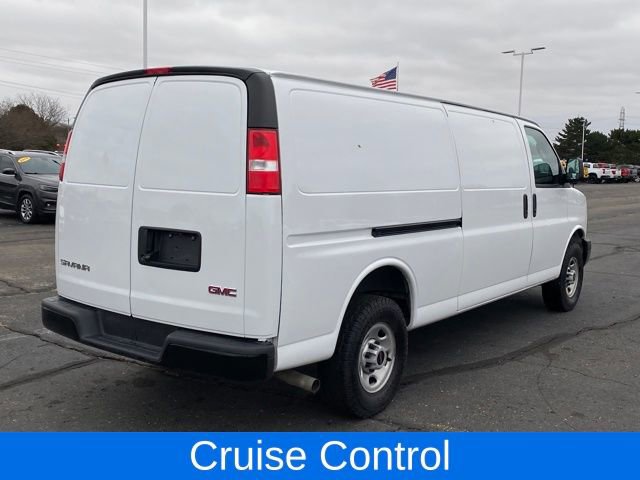 Used 2024 GMC Savana 2500 Extended w/ Driver Convenience Package image 4