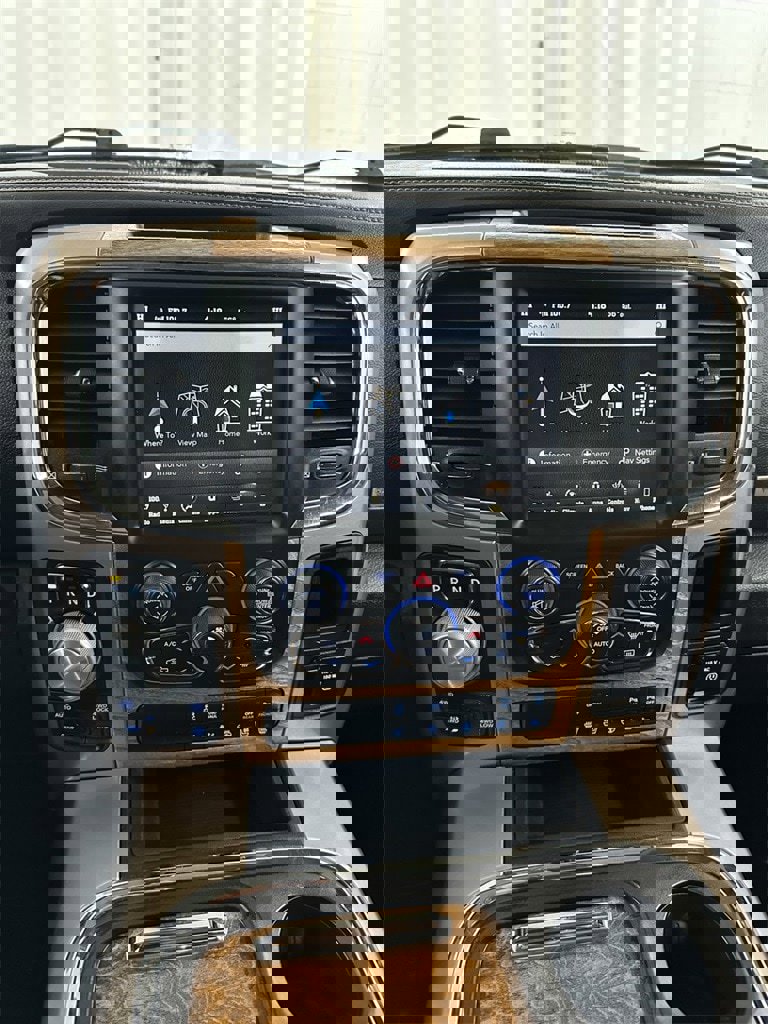 Used 2018 RAM 1500 Laramie Longhorn w/ Convenience Group image 23