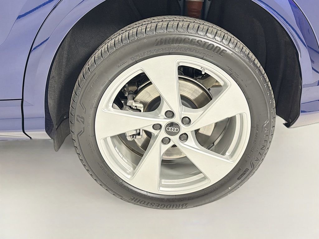 Used 2025 Audi Q5 Premium Plus w/ Premium Plus image 33