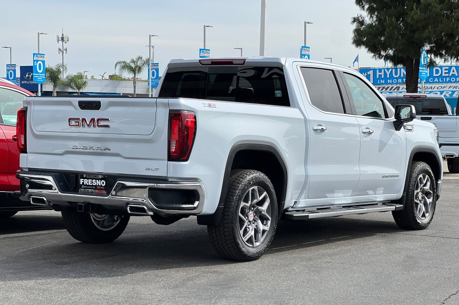 New 2026 GMC Sierra 1500 SLT w/ SLT Premium Plus Package image 5