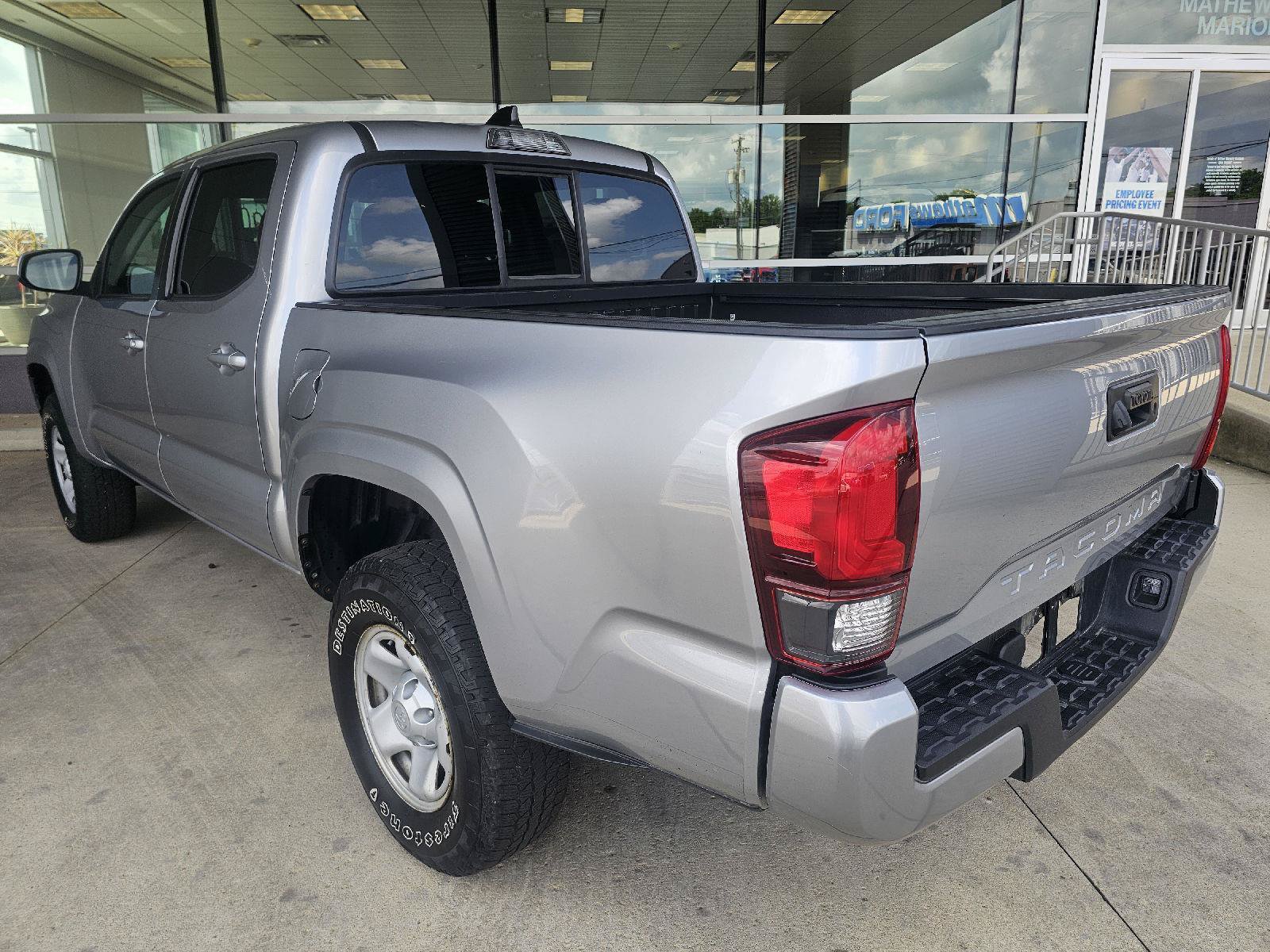 Used 2021 Toyota Tacoma SR w/ SR Convenience Package RWD image 3