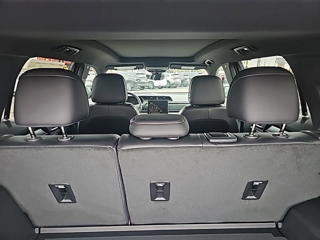 New 2026 GMC Terrain AT4 w/ Convenience Package III image 7