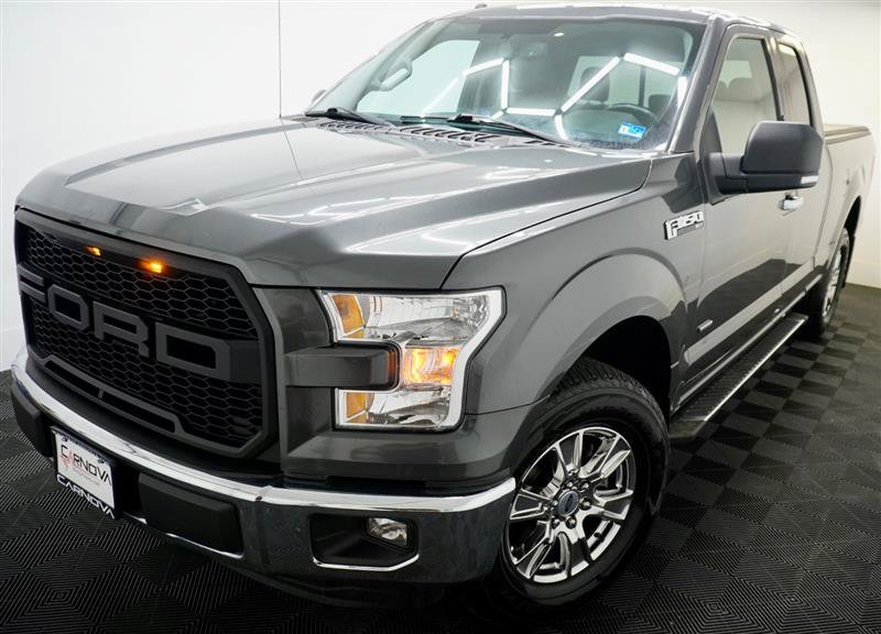Used 2015 Ford F150 XLT w/ Equipment Group 302A Luxury AWD/4WD image 45