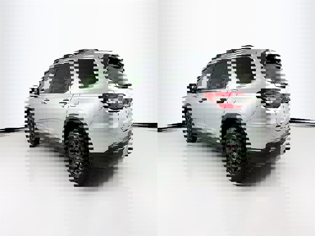 New 2025 Honda Pilot TrailSport image 4