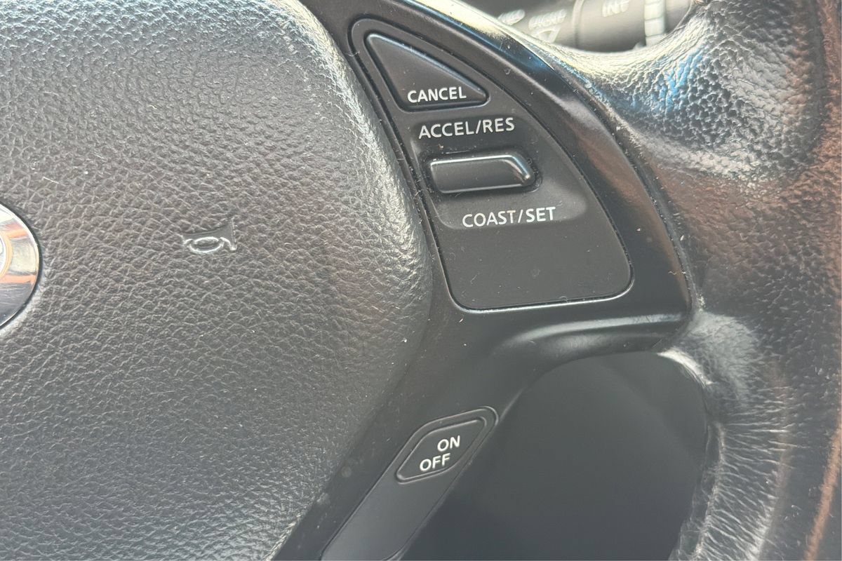 Used 2017 INFINITI QX50 AWD w/ Premium Plus Package image 35