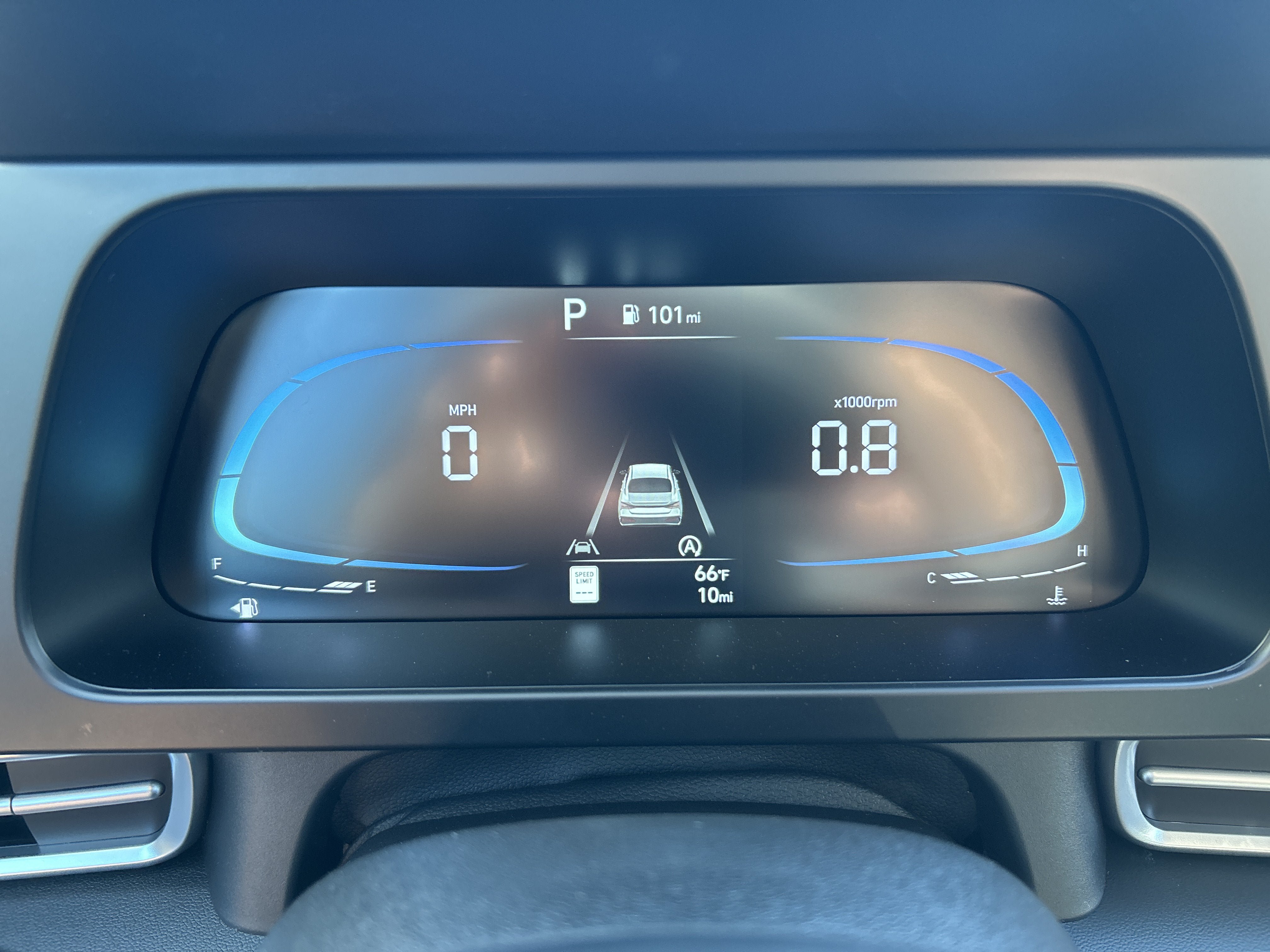 New 2026 Hyundai Elantra SE FWD image 21