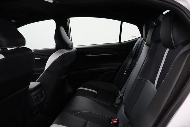 Used 2025 Toyota Camry SE image 31