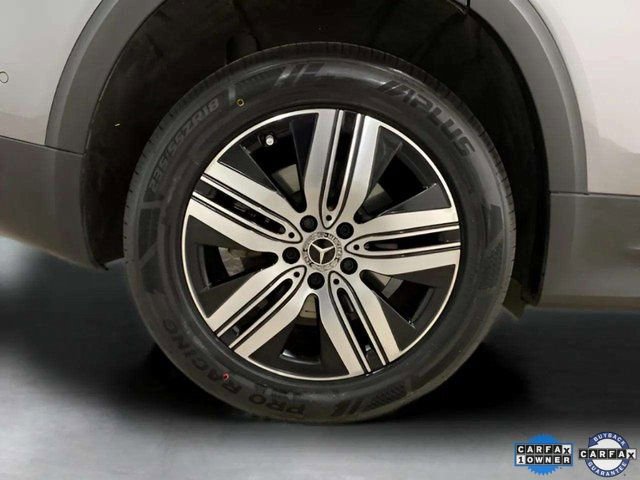 Used 2023 Mercedes-Benz EQB 300 4MATIC w/ Pinnacle Package image 33