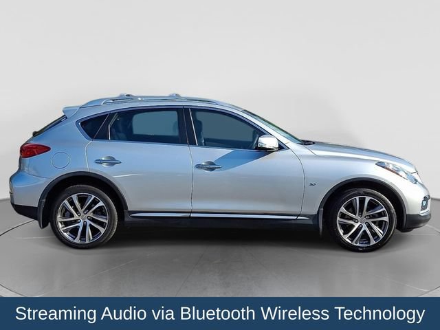 Used 2017 INFINITI QX50 2WD w/ Deluxe Touring Package image 9