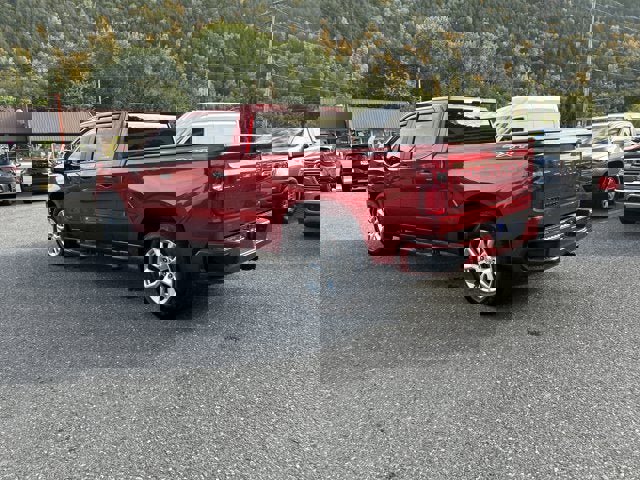 Used 2021 Chevrolet Silverado 1500 Custom w/ LPO, Dark Essentials Package image 5