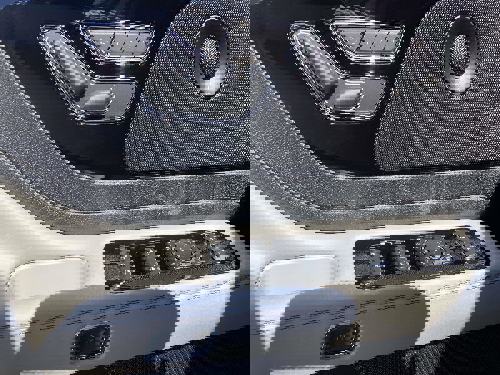 New 2026 Lincoln Aviator 2WD w/ Jet Appearance Package image 21