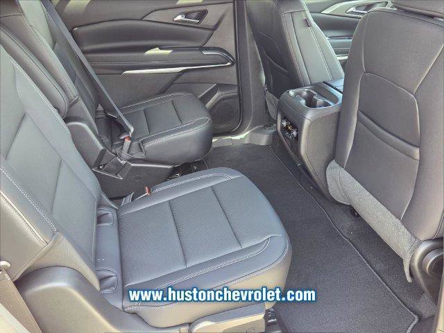 New 2027 Chevrolet Traverse LT w/ Sun and Wheel Package FWD image 18