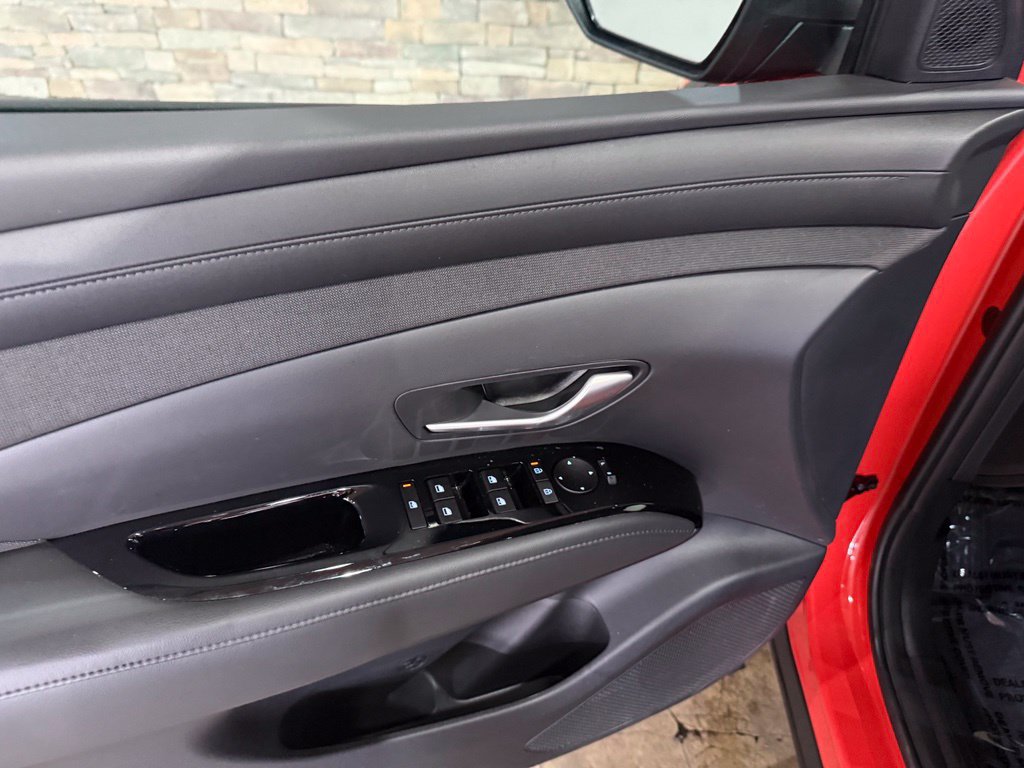 Used 2025 Hyundai Santa Cruz XRT AWD/4WD image 12
