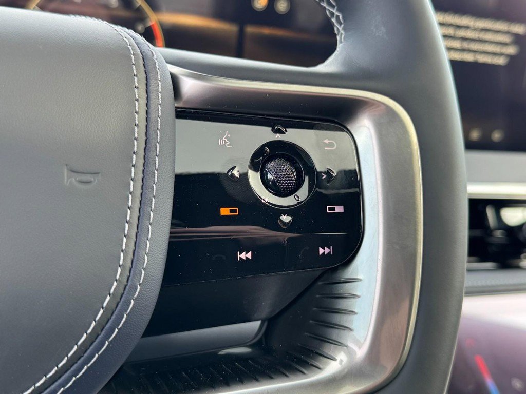 New 2026 INFINITI QX80 4WD w/ Sport Exterior Package image 12