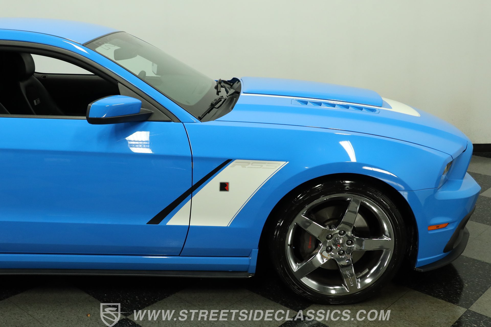 Used 2013 Ford Mustang GT Premium w/ GT Track Pkg RWD image 29