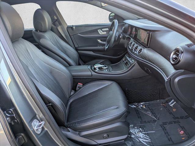 Used 2018 Mercedes-Benz E 300 image 22