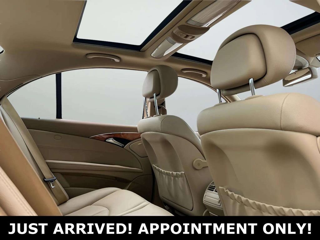 Used 2008 Mercedes-Benz E 350 4MATIC Sedan image 17