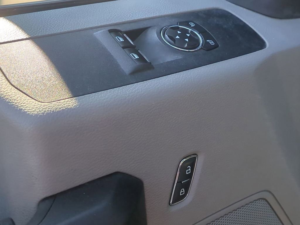 Used 2019 Ford F350 XL w/ Power Equipment Group image 12