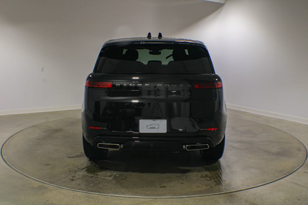 New 2026 Land Rover Range Rover Sport Dynamic SE AWD/4WD image 5