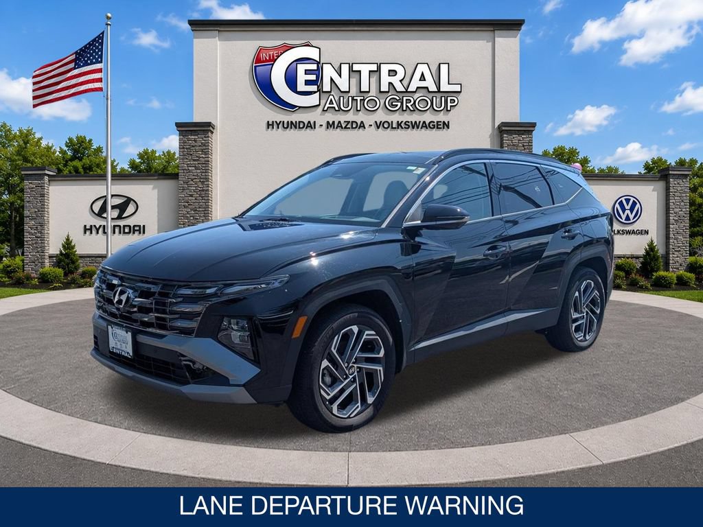 Certified 2025 Hyundai Tucson Limited AWD/4WD image 3