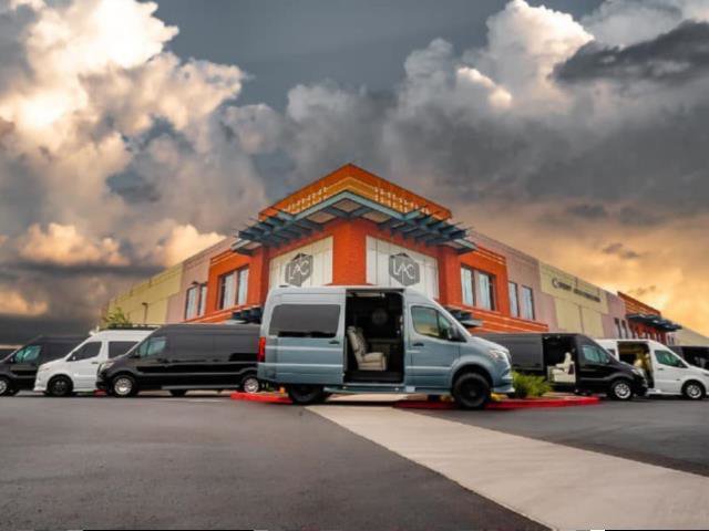 Used 2022 Mercedes-Benz Sprinter 2500 image 33