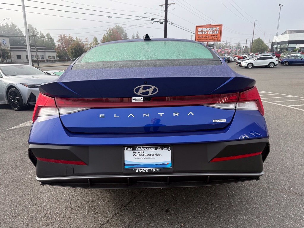 Certified 2026 Hyundai Elantra Hybrid FWD image 4