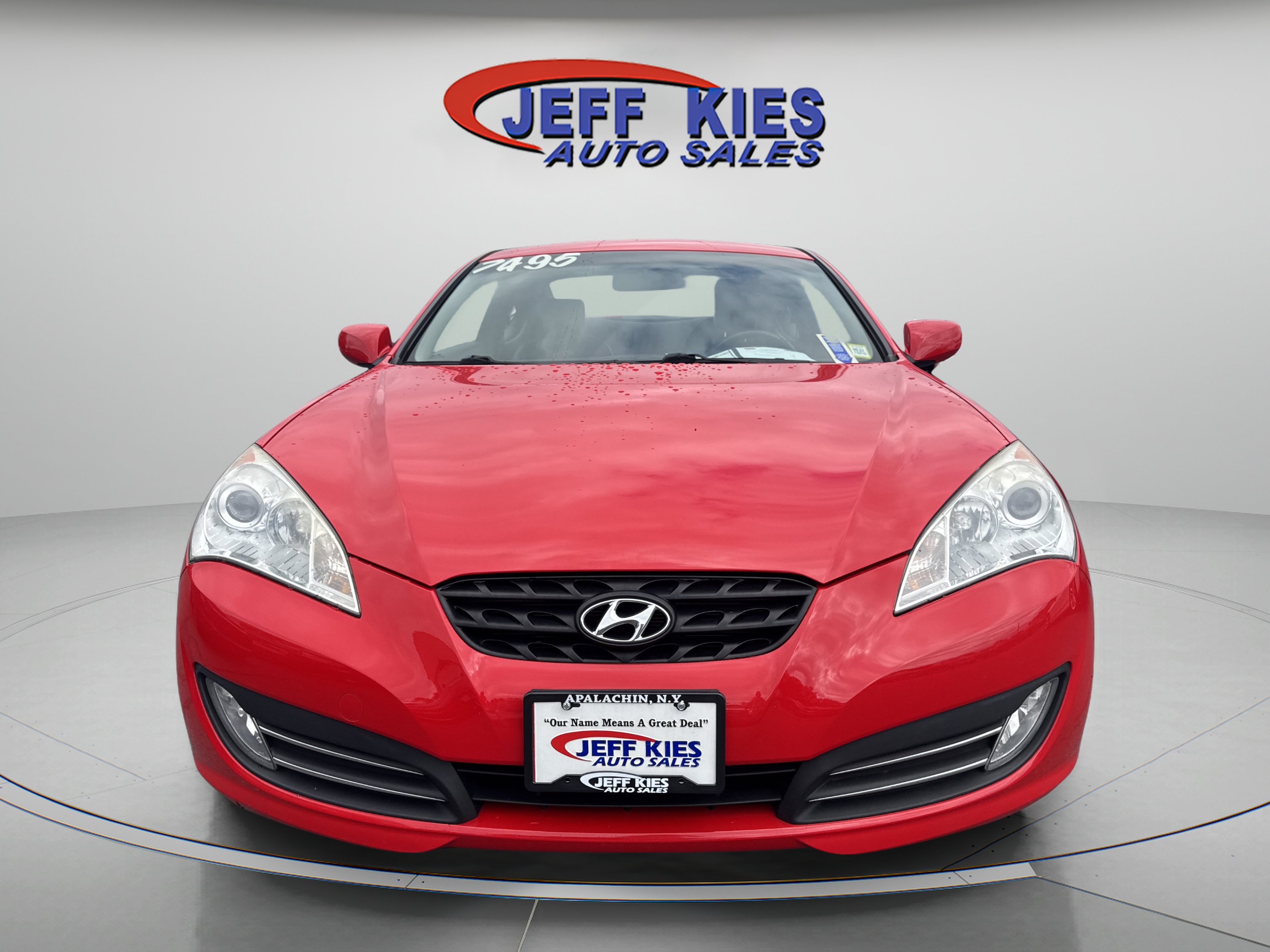 Used 2010 Hyundai Genesis 3.8 RWD image 2