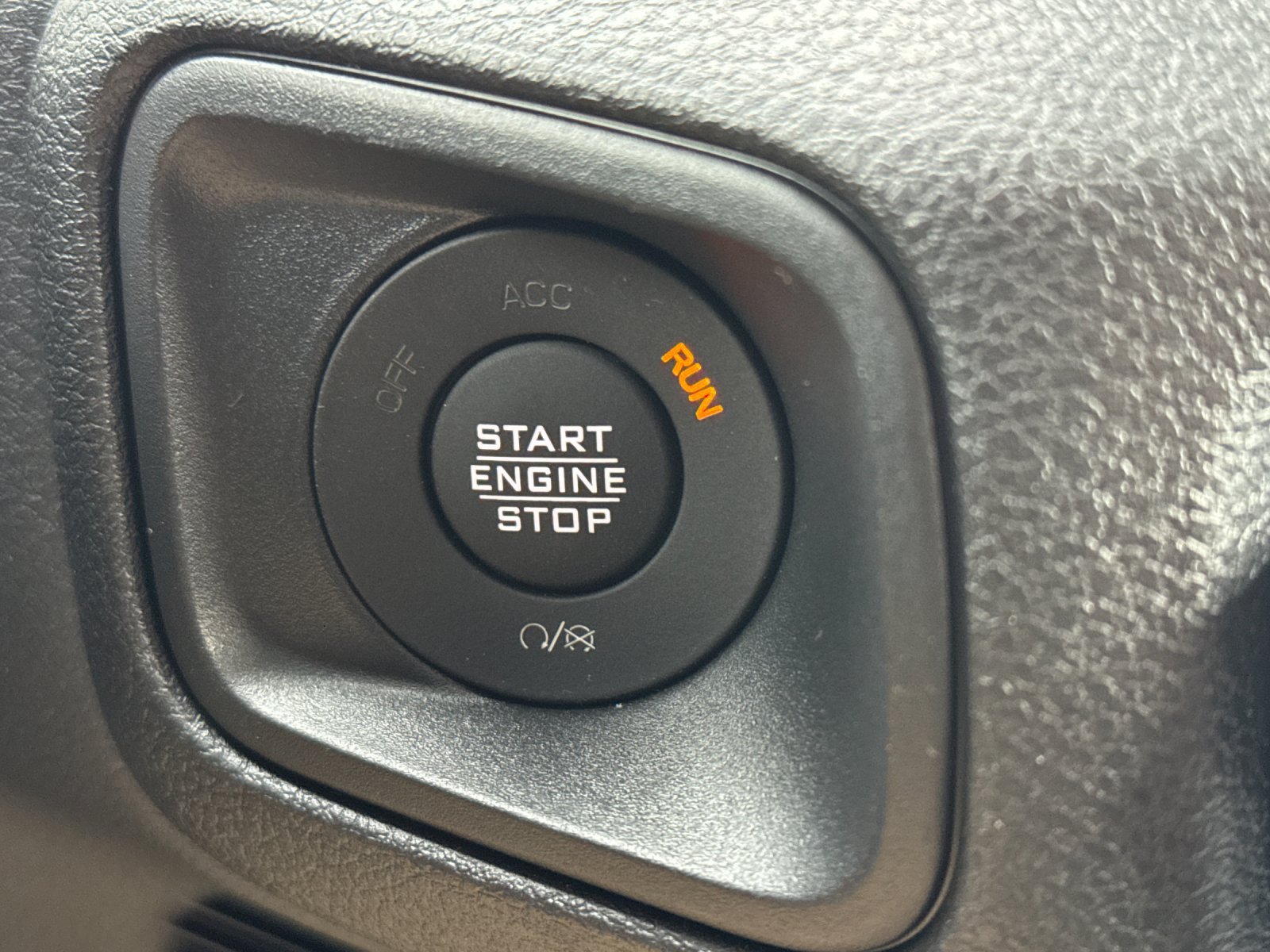 New 2026 Jeep Gladiator Sport AWD/4WD image 21