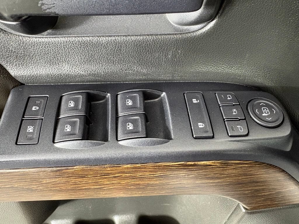 Used 2017 GMC Sierra 1500 Denali AWD/4WD image 18