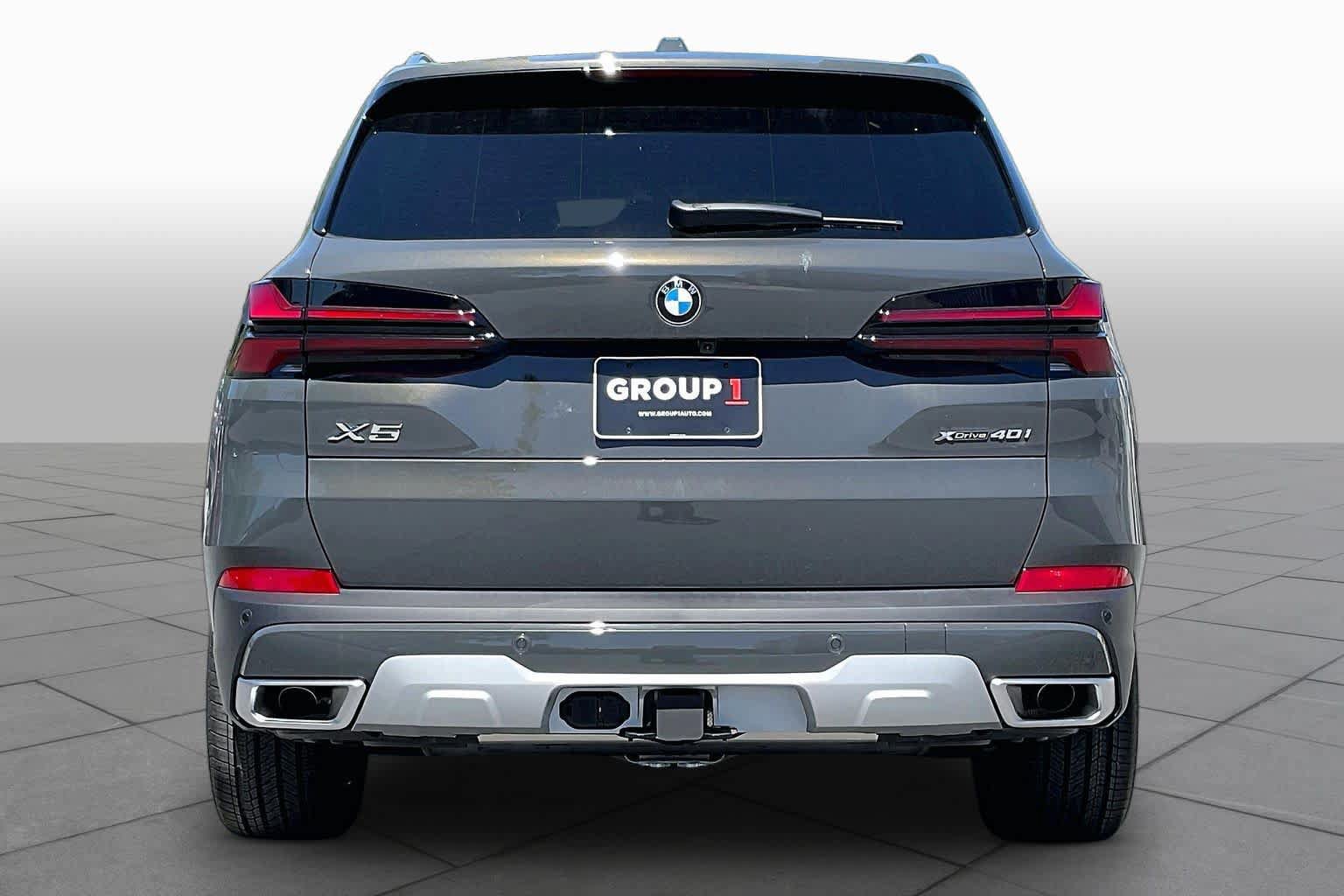 Used 2026 BMW X5 xDrive40i AWD/4WD image 4