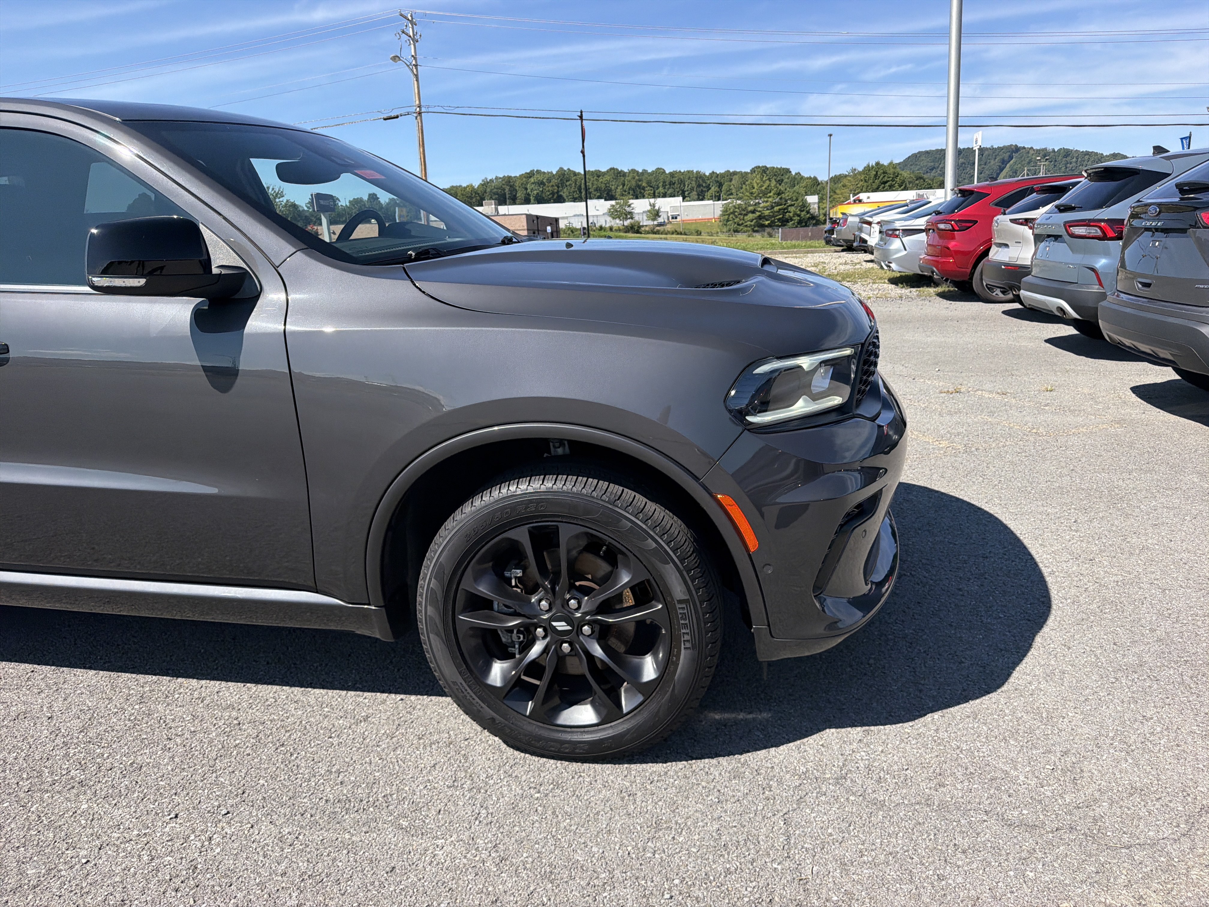 Used 2025 Dodge Durango GT AWD/4WD image 2