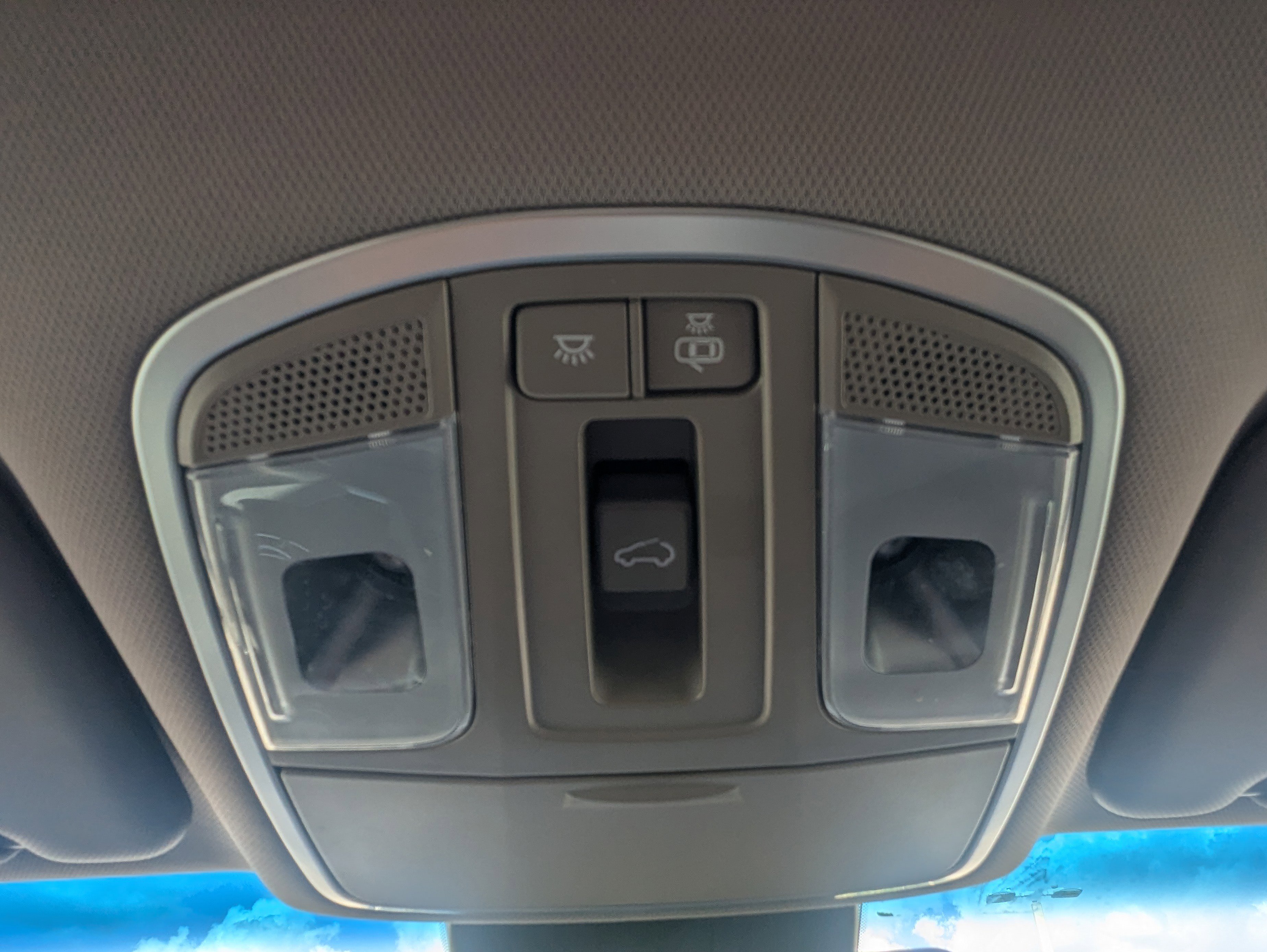 Used 2020 Hyundai Tucson Ultimate w/ Cargo Package image 28