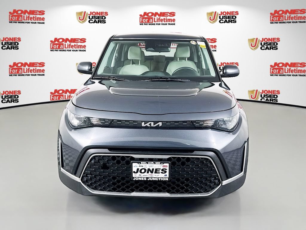 Used 2023 Kia Soul LX w/ LX Technology Package FWD image 10