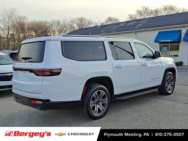 Used 2024 Jeep Wagoneer L Series II w/ Flexible Seating Group image 8