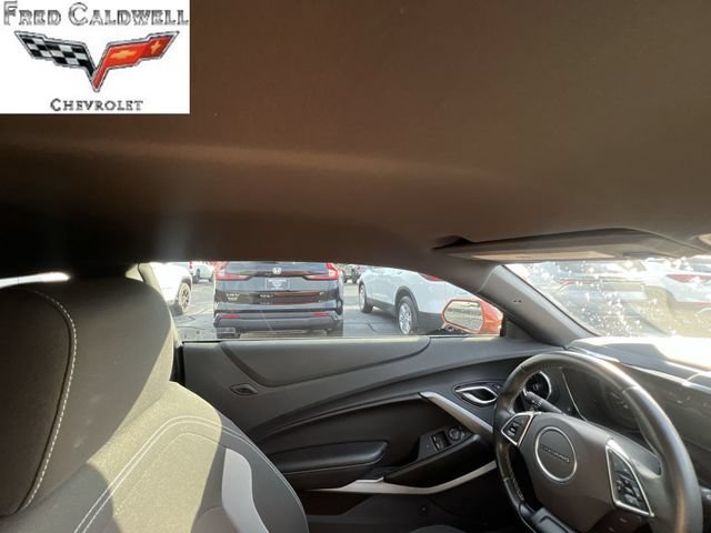 Used 2023 Chevrolet Camaro LT w/ Technology Package RWD image 15