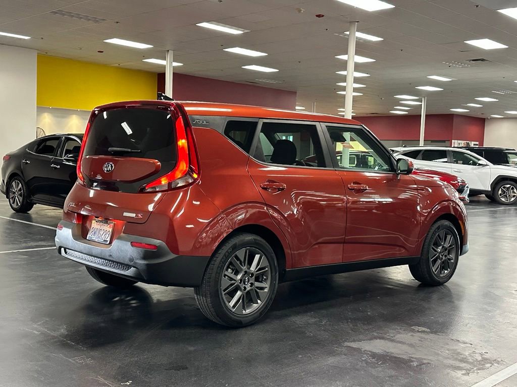 Used 2021 Kia Soul S FWD image 7