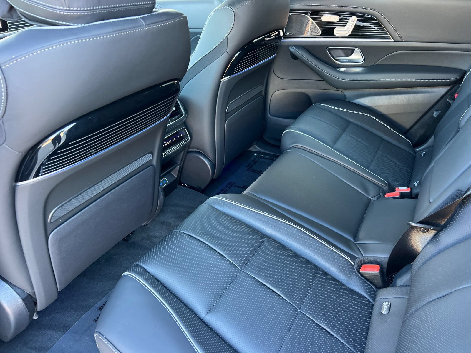 New 2026 Mercedes-Benz GLS 450 4MATIC image 11