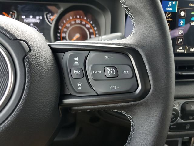 New 2025 Jeep Gladiator Sport image 24