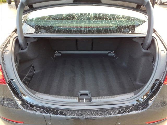 Used 2025 Mercedes-Benz C 300 Sedan image 23