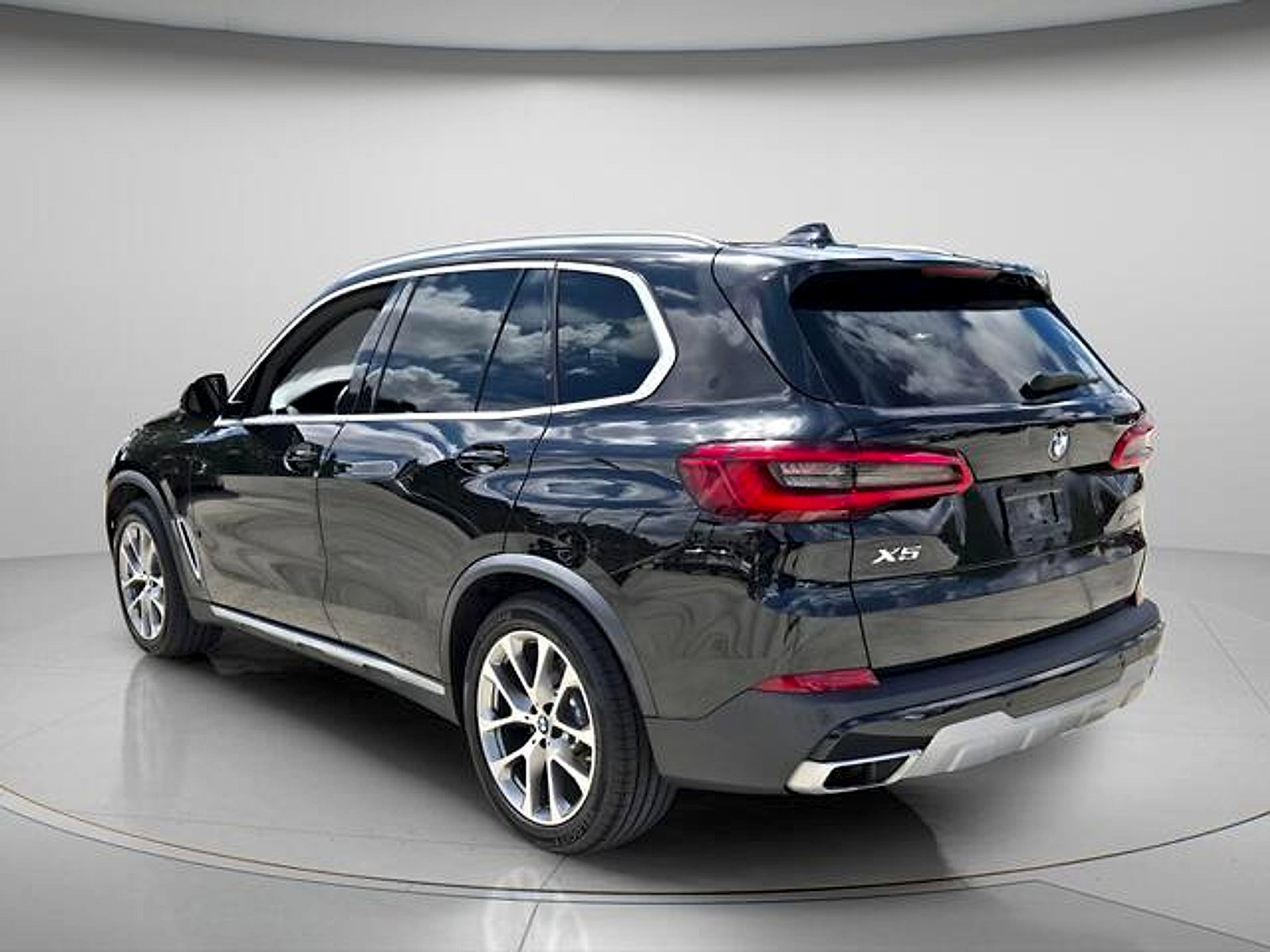 Used 2020 BMW X5 sDrive40i w/ Convenience Package RWD image 8
