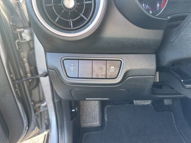 Used 2023 Kia Forte LXS image 12