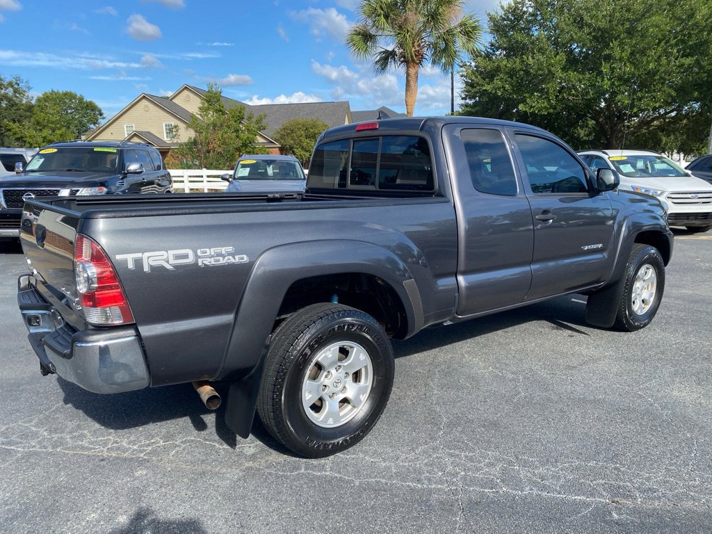 Used 2015 Toyota Tacoma PreRunner w/ TRD Off-Road Package RWD image 7