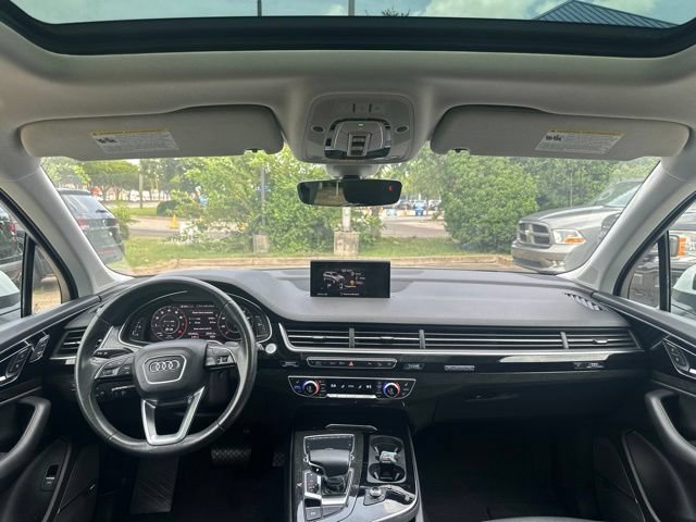 Used 2019 Audi Q7 3.0T Premium Plus w/ Premium Plus Package AWD/4WD image 13