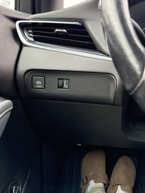 Used 2022 Buick Enclave Essence w/ Sport Touring Edition image 78