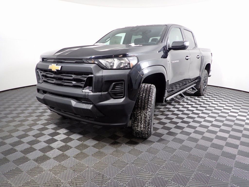 New 2026 Chevrolet Colorado W/T w/ WT Custom Package image 6